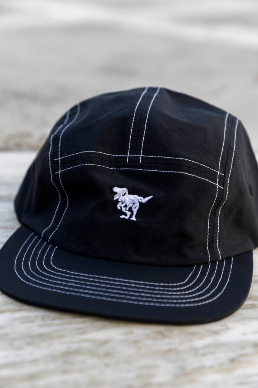 5 Panel ATE The Black “Unique Cap” With White