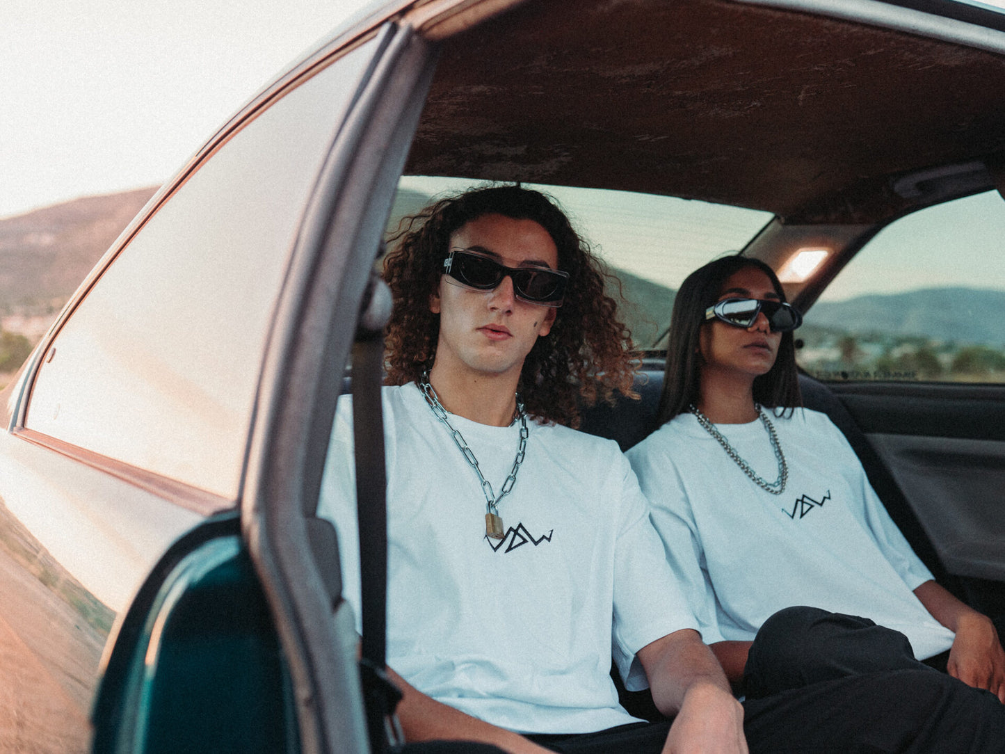 T-Shirt Vow Established on White